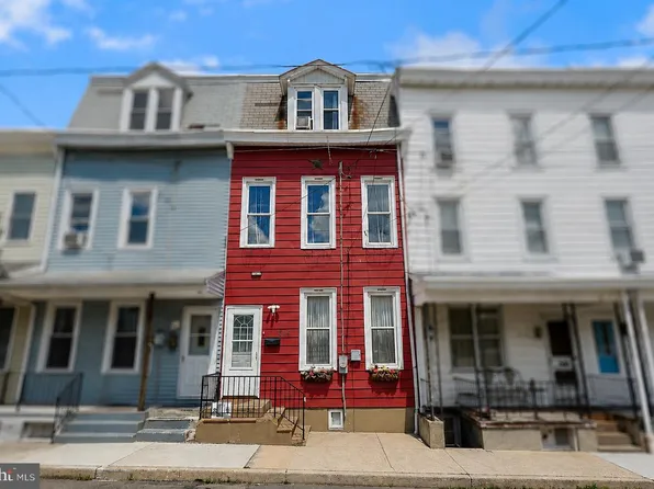 514 W Race St, Pottsville, PA 17901