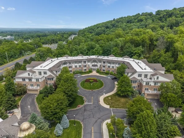 351 Victoria Drive, Bridgewater Twp., NJ 08807