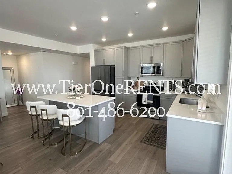 8358 S Sky Mirror Ln #301 — Photo 10