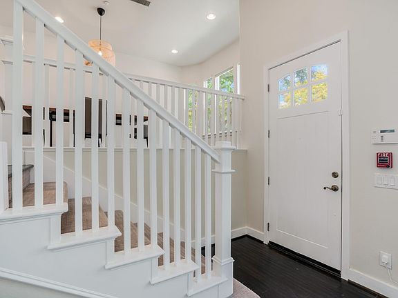 3rd image of 6020 Celedon Crk Unit 6