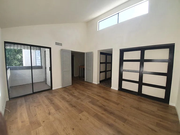 1333 Valley View Rd — Photo 20