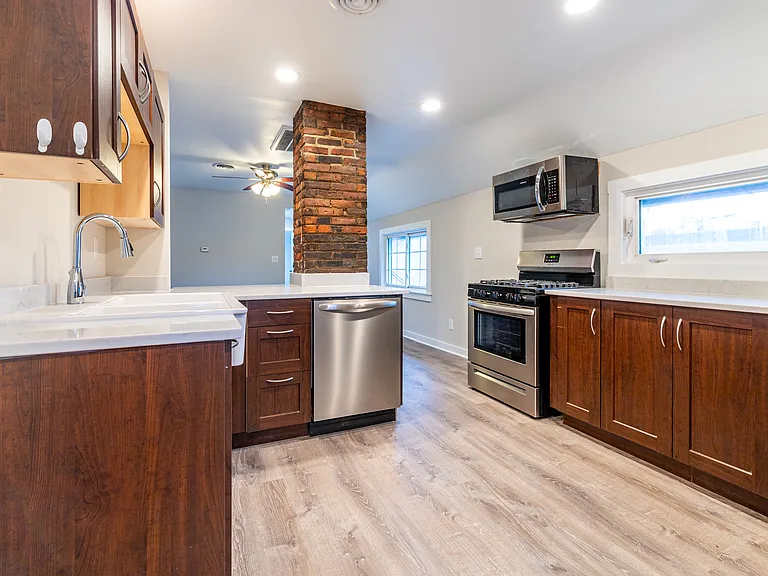 908 Fruit Ave #UP — Photo 21