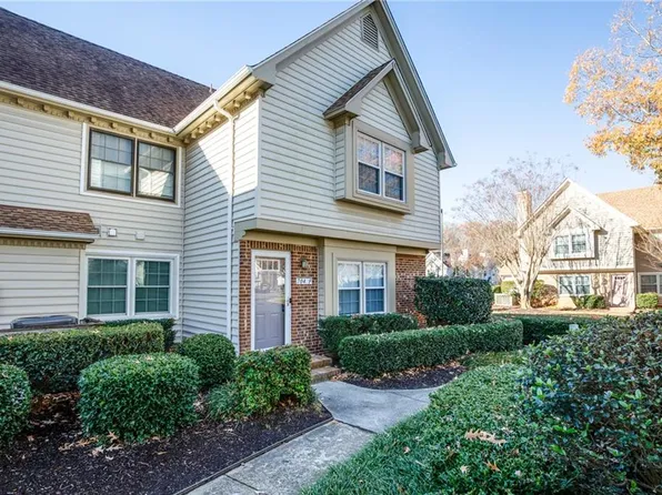 704 Nottoway River Ct APT F, Chesapeake, VA 23320