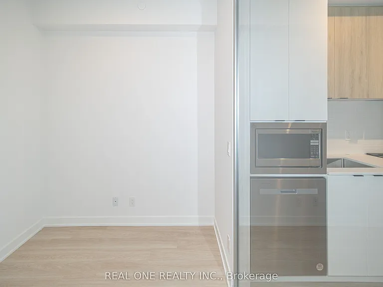 30 Upper Mall Way #1408 — Photo 27