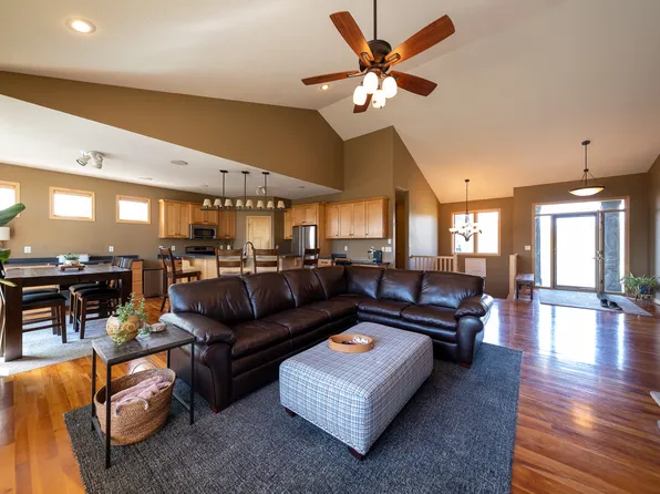 6531 Century Ln, Prior Lake, MN 55372