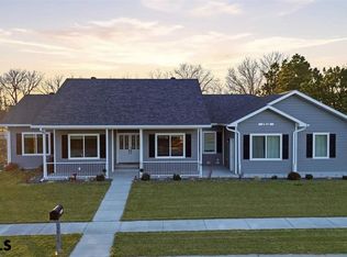 3918 Hilltop Estate Pl, Scottsbluff, NE 69361