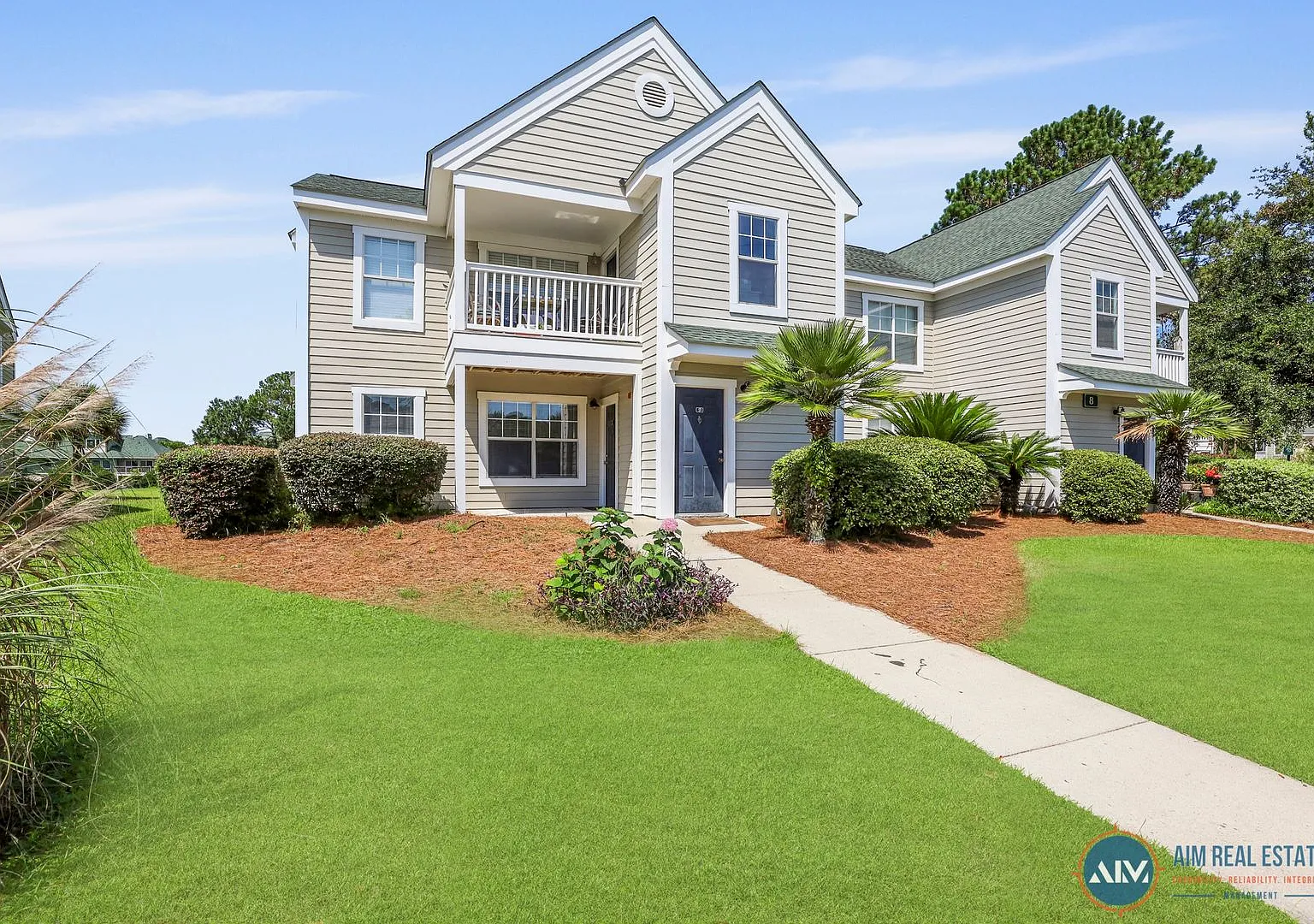Immaculate 2-Bedroom Ground-Floor Villa in Bluffton's Old South Villas - Available Sept 2! — Photo 3
