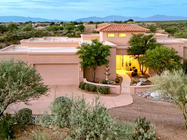 1012 E Baldy Spring Pl, Green Valley, AZ 85614