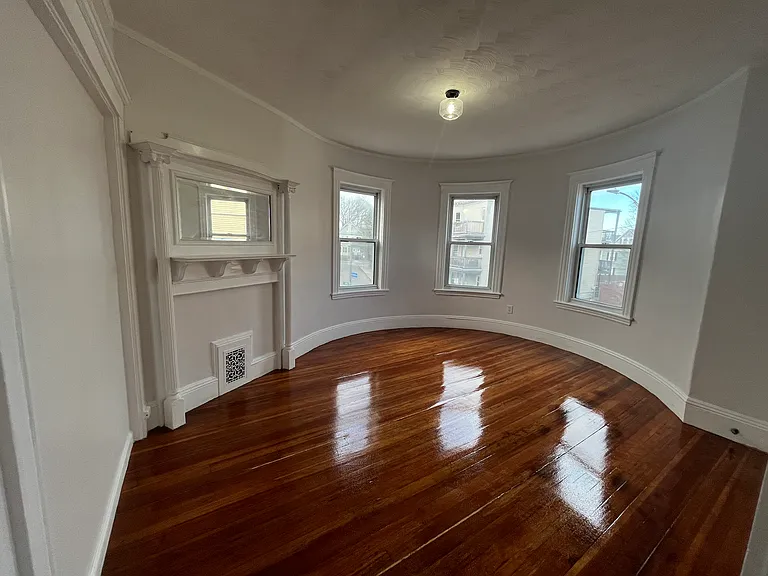 80 Barry St #2 — Photo 14