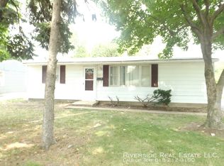257 Saint John Dr, Cahokia, IL