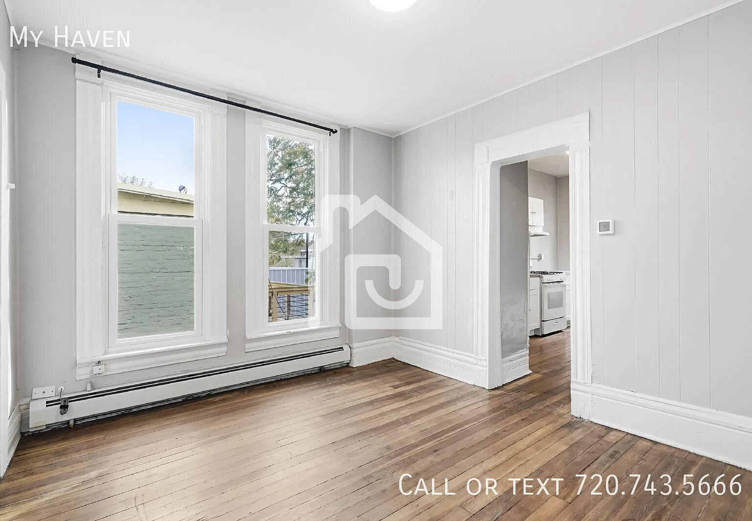 Charming 1BR in Denver's Whittier Neighborhood Steps from City Park — Photo 2