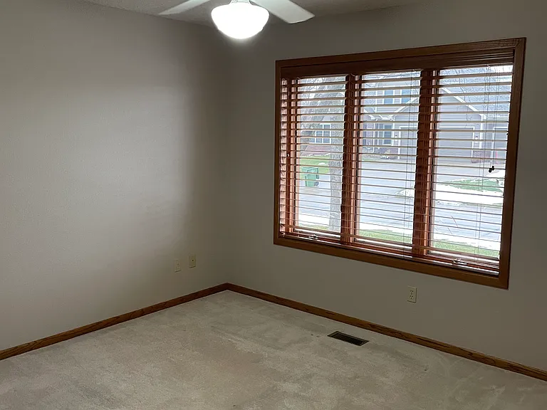 612 E Saint Andrews Cir — Photo 29