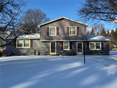 636 Embury Rd, Rochester, NY, 14625