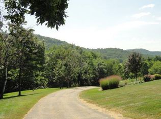 N5803 Hauser Rd, Onalaska, WI 54650