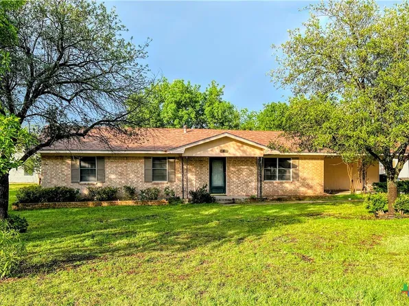 6 Gulf St, Rogers, TX 76569