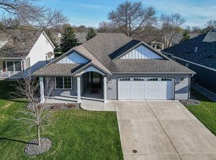 28 Waterford Ln, Waite Park, MN 56387