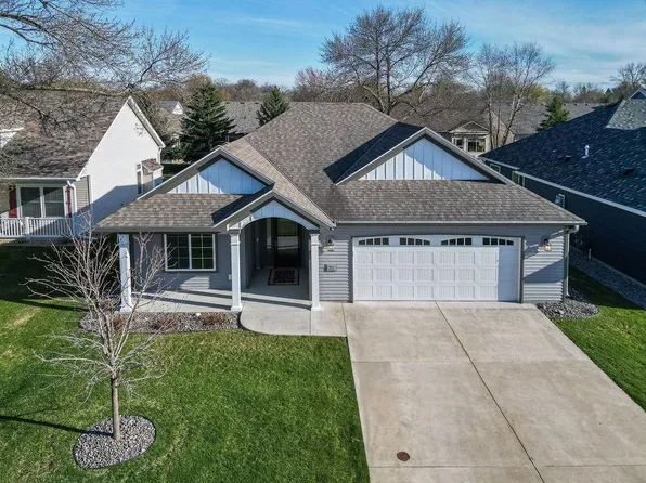 28 Waterford Ln, Waite Park, MN 56387