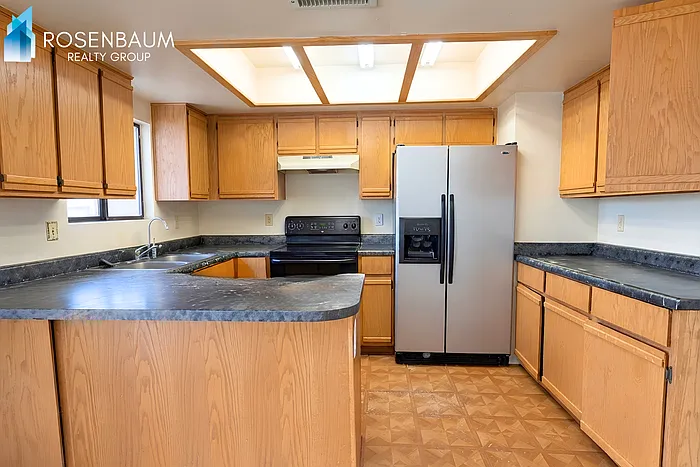 3442 N Greg Dr — Photo 4
