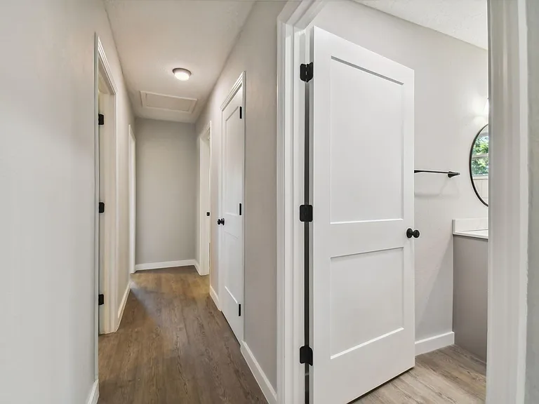 535 W Palmeden Dr — Photo 33