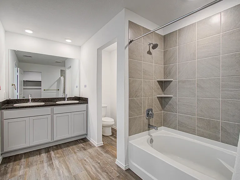 6111 Grove Of Pines St — Photo 19