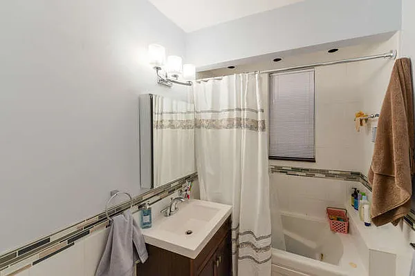 Sold by Benjamin Realty Since 1980 | media 5