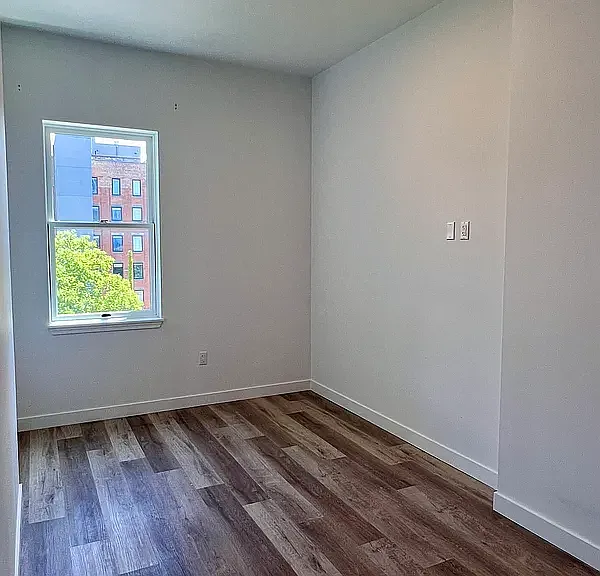 203 Bedford Ave #3 — Photo 9