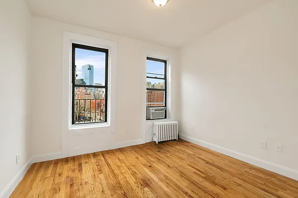 Rented by Compass | media 12