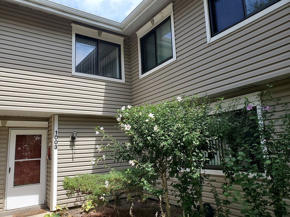 1st image of 1003 Bayside Dr #T