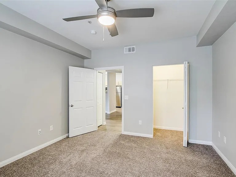 Sierra Oaks — Photo 25