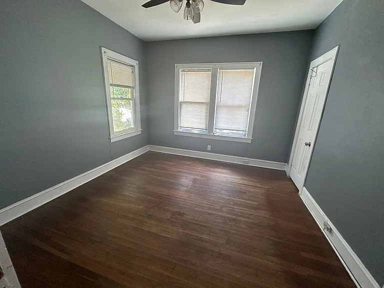 3031 Catherine St — Photo 7