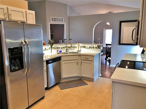 5th image of 2752 Bluestone Dr