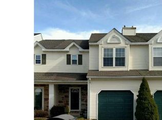 994 Glackens Ln, Wilmington, DE 19808