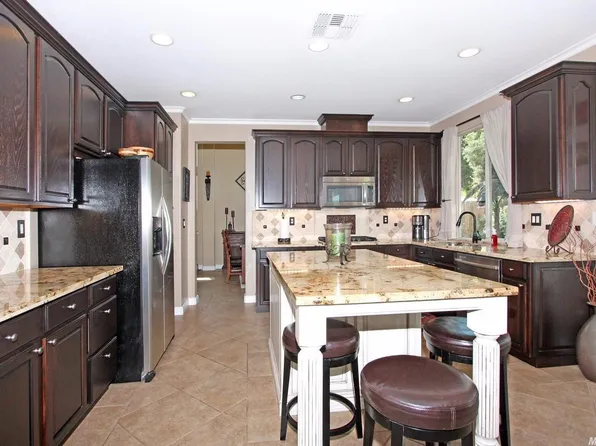 1824 Bottlebrush Cir, Roseville, CA 95747