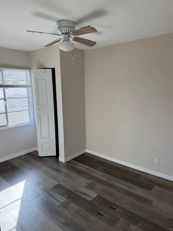 Building Photo - 4064 West Blvd #C