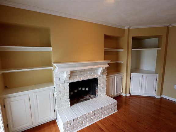 4th image of 5516 N Briarcrest Ct