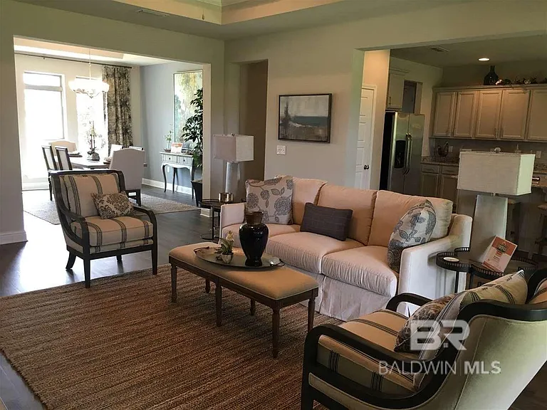23870 Flynt Dr — Photo 3