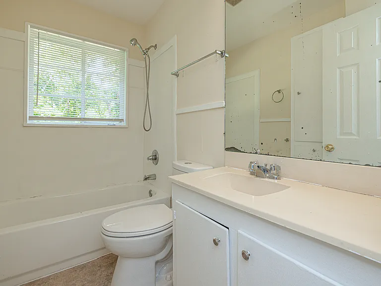 3173 Oak Forest Dr — Photo 6
