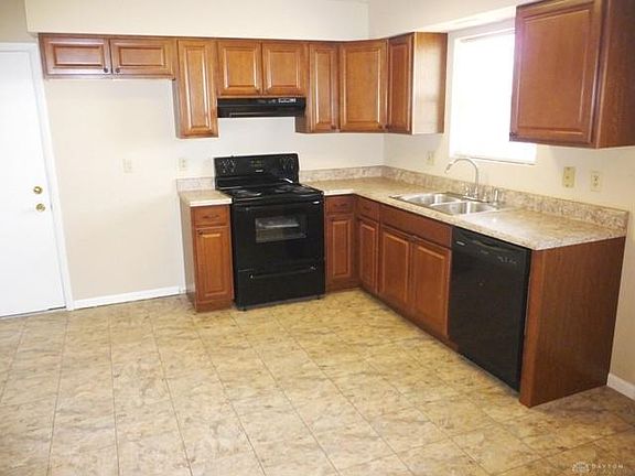 2nd image of 205 Nikki Ct