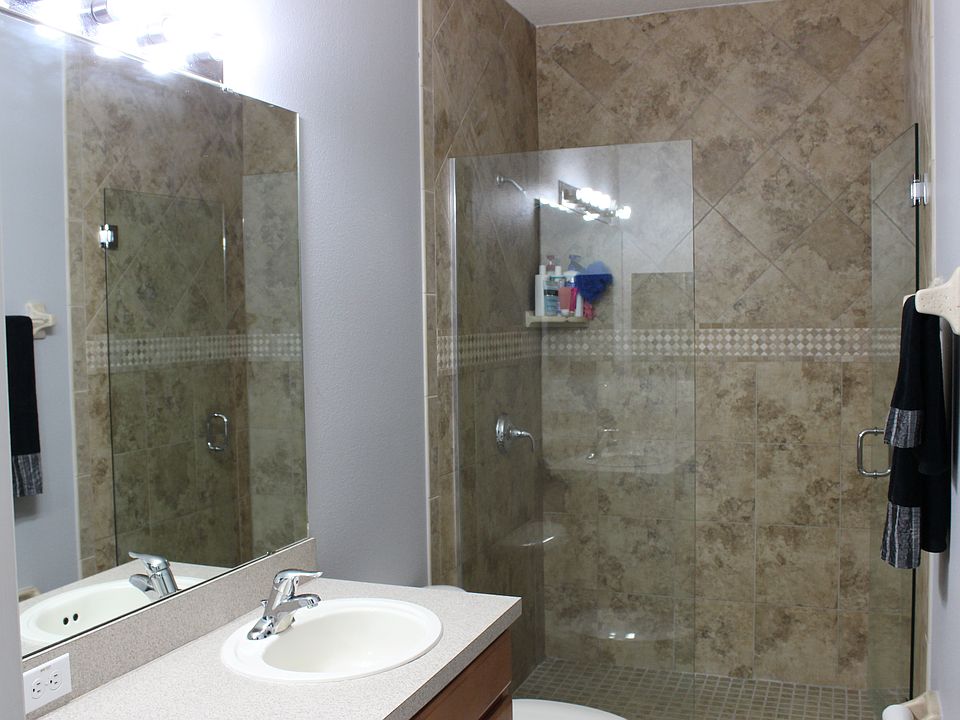 2nd image of 19 Blackwell St