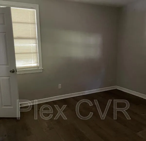 2231 Cornell Ave — Photo 6
