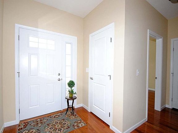 2nd image of 11123 Dandridge Dr