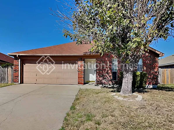 1215 Brookvalley Dr, Arlington, TX 76018