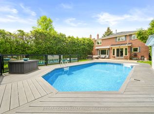 122 Barr Cres, Brampton, ON L6Z 3C8