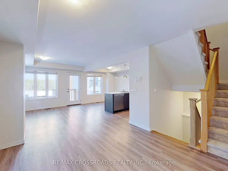 1638 Hetherington Dr — Photo 6