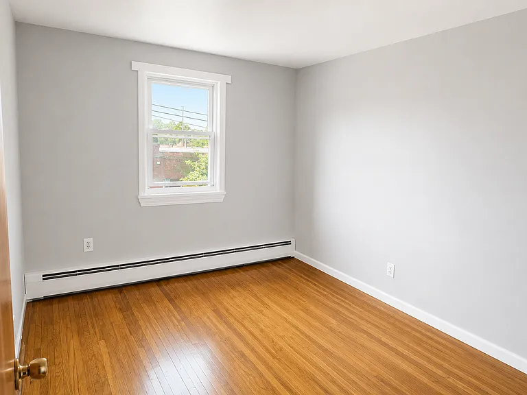 40 Eagan Dr #3 — Photo 6