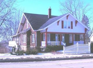 415 Ridge St, Mineral Point, WI 53565