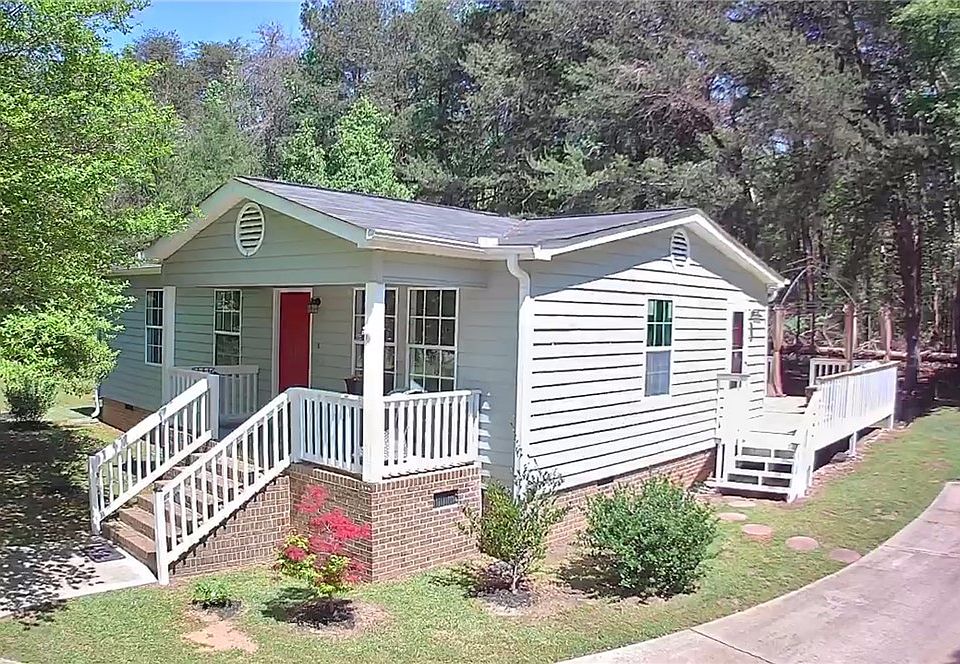 1st image of 620 S Hogan Dr