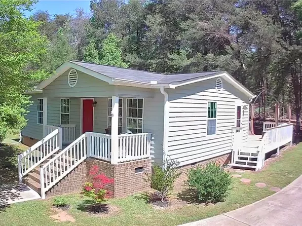 620 S Hogan Dr, Westminster, SC 29693