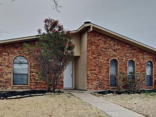 745 Cambridge Dr, Plano, TX 75023