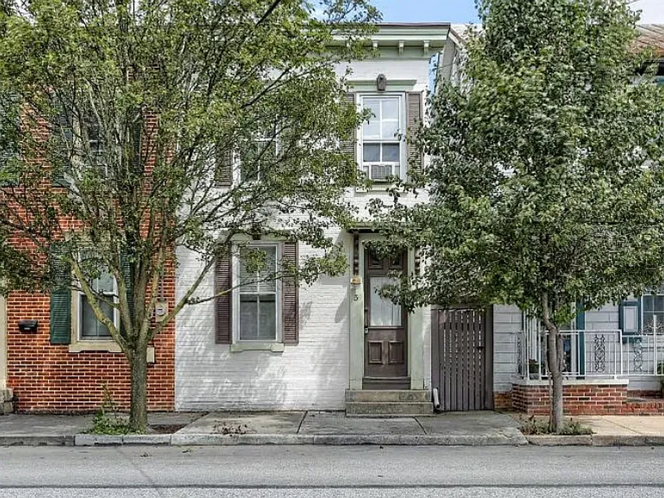 5 E South St